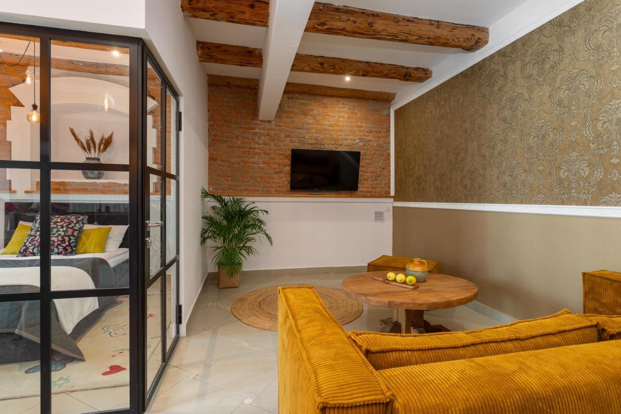 Biala 16 Apartman Bielsko-Biała Kültér fotó